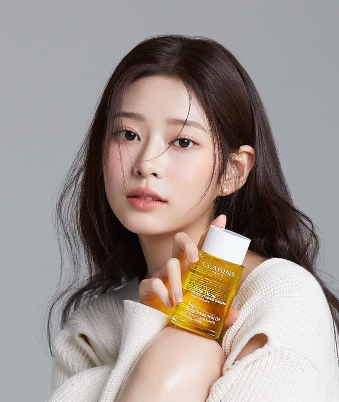 public/images/actor/profilePic/Kim Min Ju-6579.jpeg